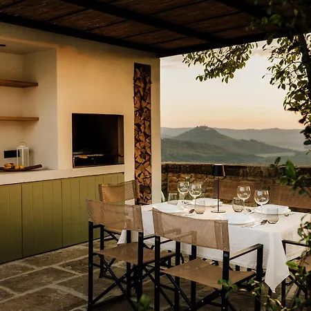 Horizon 241 فيلة Sovinjska Brda