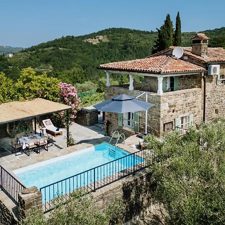 Horizon 241 Villa